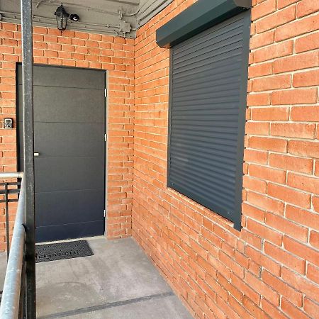Apartament "Love" Centrum Z Duza Wanna Dla Dwojga Gniezno Luaran gambar